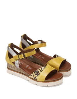 AGNES D8785