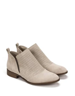 ASTRID D8746