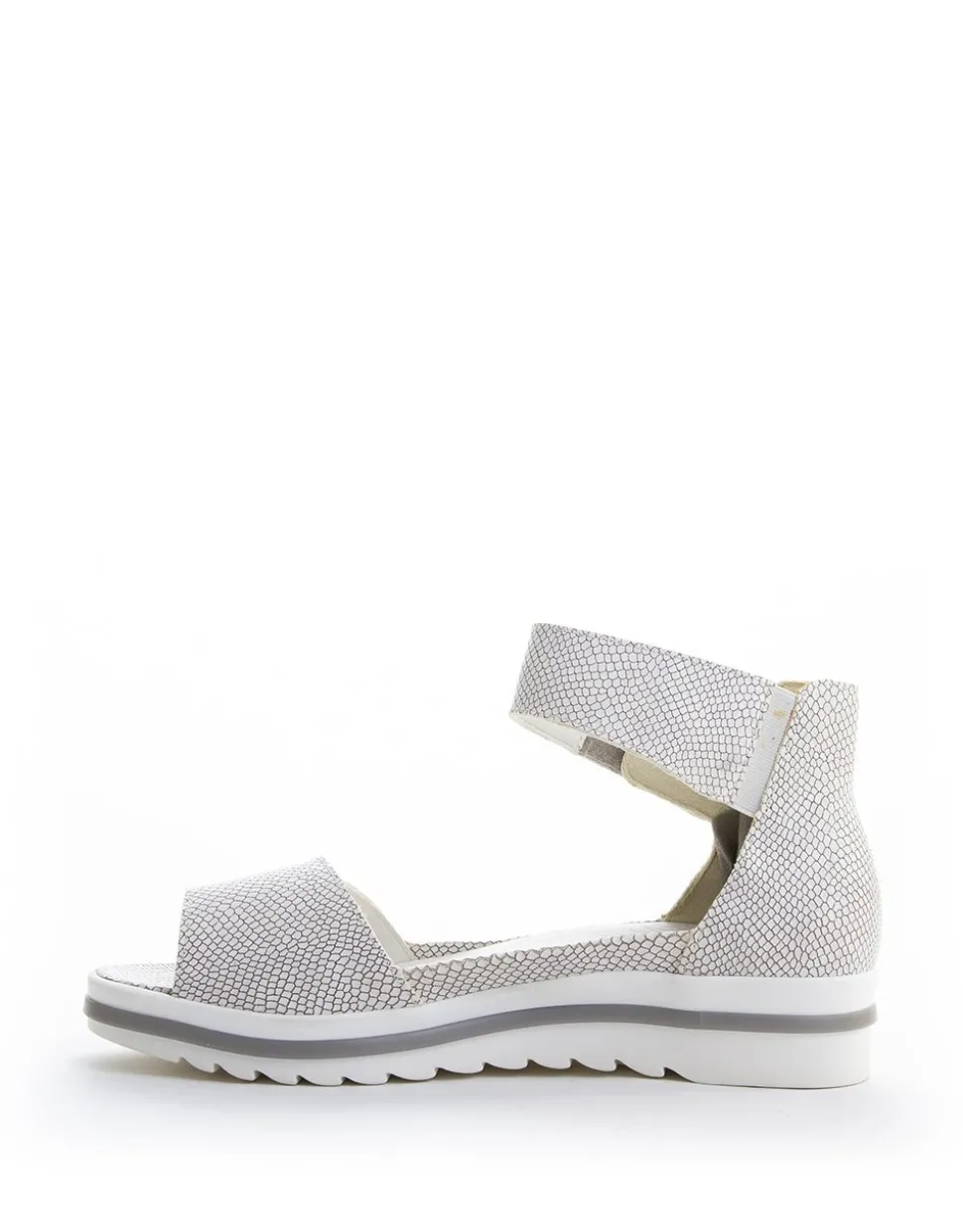 Women leather sandals
