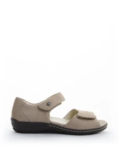 Women leather sandals