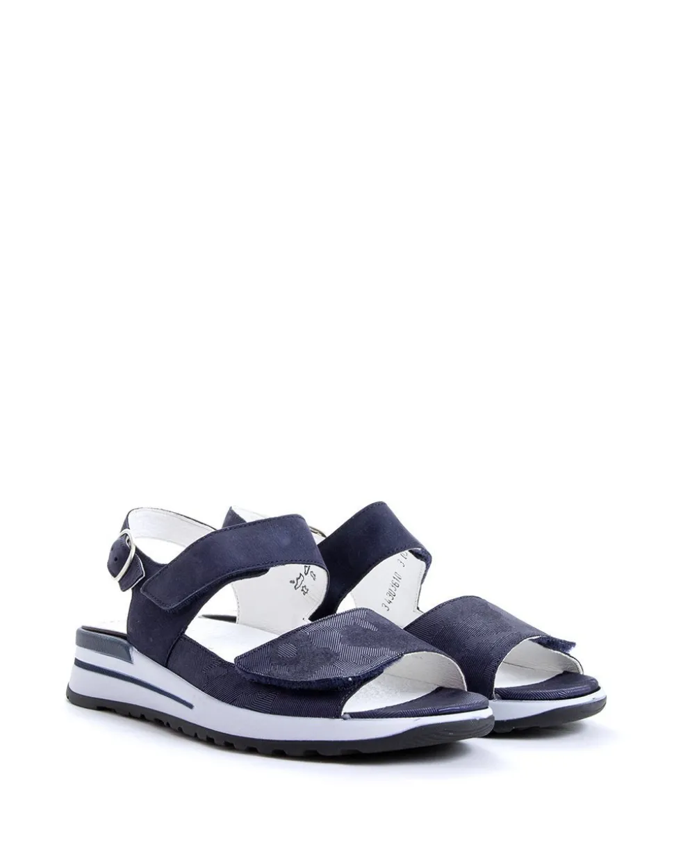 Women leather sandals