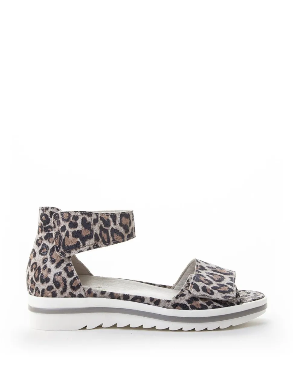 Women leather sandals